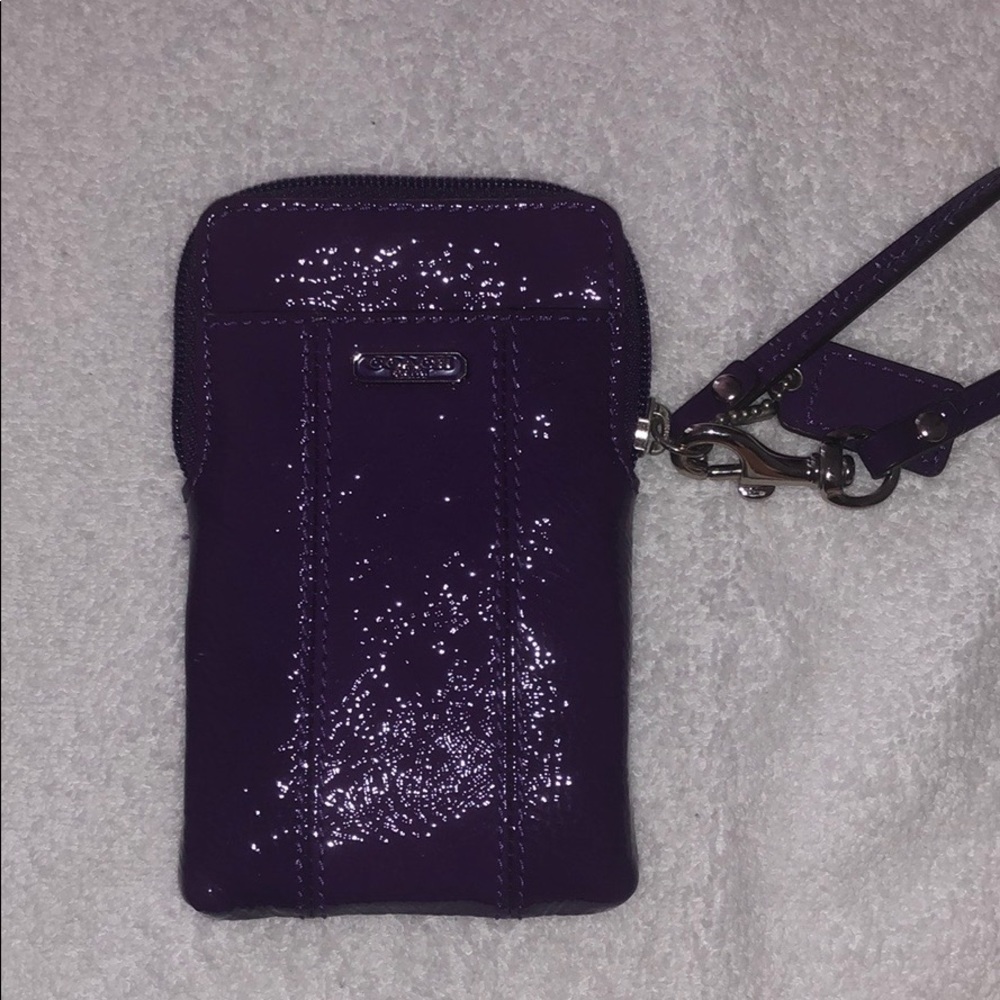 Coach Wristlet/Wallet (purple)